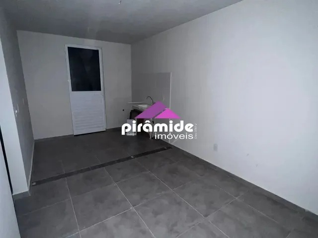 Casa com 44m² 2 quartos e 1 banheiro, para alugar, no bairro Jardim Panorama em Caçapava