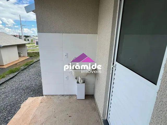 Casa com 44m² 2 quartos e 1 banheiro, para alugar, no bairro Jardim Panorama em Caçapava