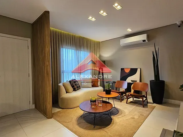 Casa com 250m² 3 quartos e 2 banheiros, à venda, no bairro Villa Branca em Jacareí