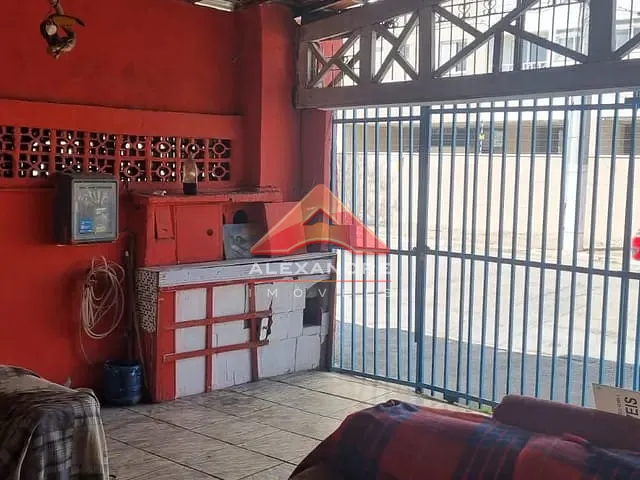 Casa com 300m² 4 quartos e 2 banheiros, à venda, no bairro Vila Tatetuba em São José dos Campos