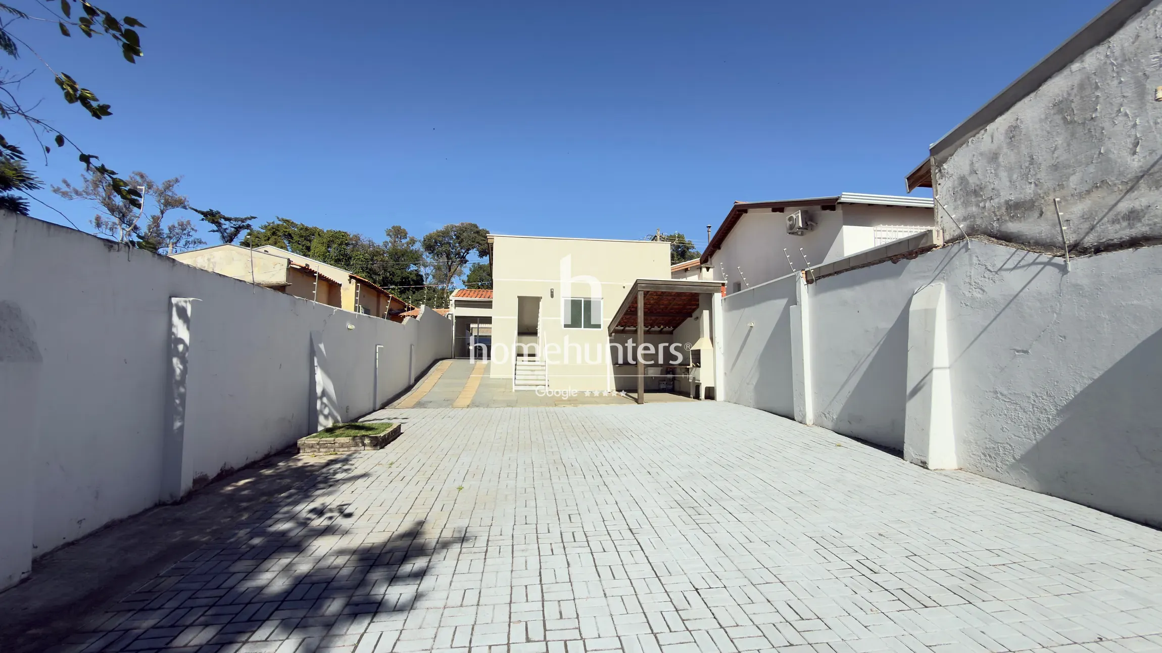 Casa, 1 quarto, 396 m² - Foto 1