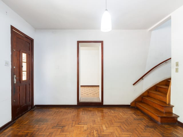 Casa com 152m² 6 quartos e 3 banheiros, à venda, no bairro Ipiranga em São Paulo