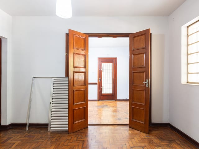 Casa com 152m² 6 quartos e 3 banheiros, à venda, no bairro Ipiranga em São Paulo