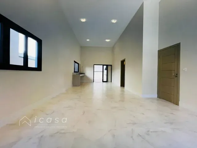 Casa com 300m² 3 quartos e 2 banheiros, à venda, no bairro Residencial Ouro Ville em Taubaté