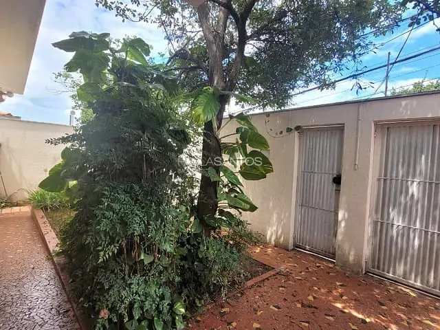 Casa com 296m² 3 quartos e 2 banheiros, à venda, no bairro Jardim Santa Rosália em Sorocaba