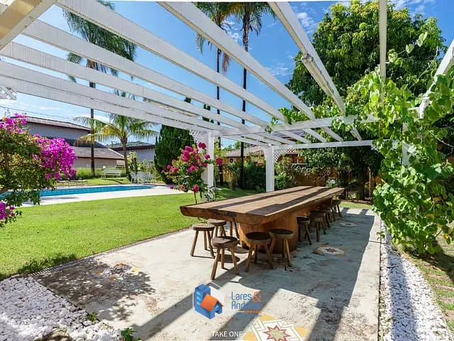 Casa com 1500m² 5 quartos e 6 banheiros, à venda, no bairro Condomínio Jardim Primavera em Louveira