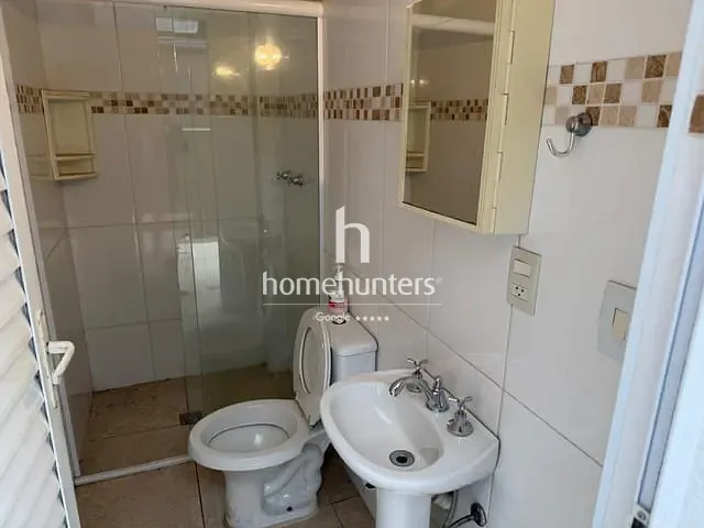 Casa com 500m² 4 quartos e 6 banheiros, à venda ou para alugar, no bairro Bairro das Palmeiras em Campinas