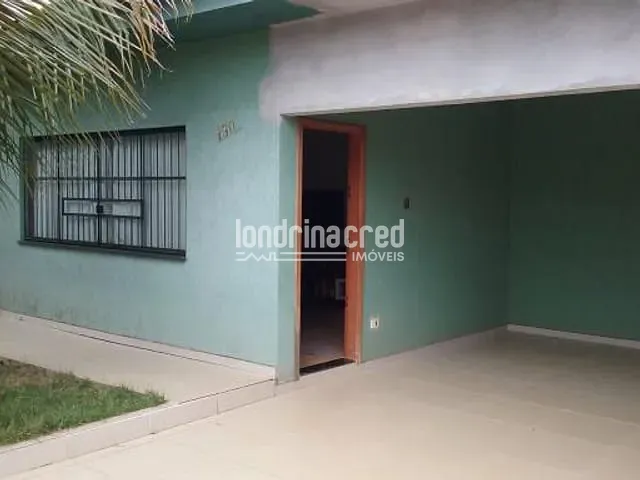 Casa à venda, no bairro Antares em Londrina
