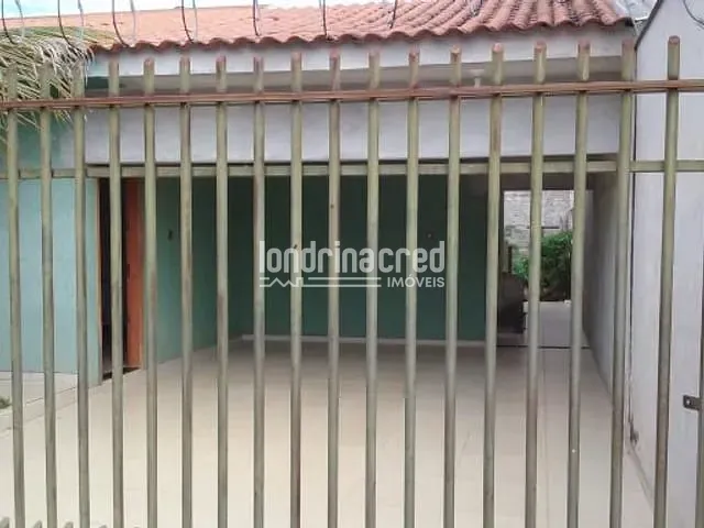 Casa à venda, no bairro Antares em Londrina
