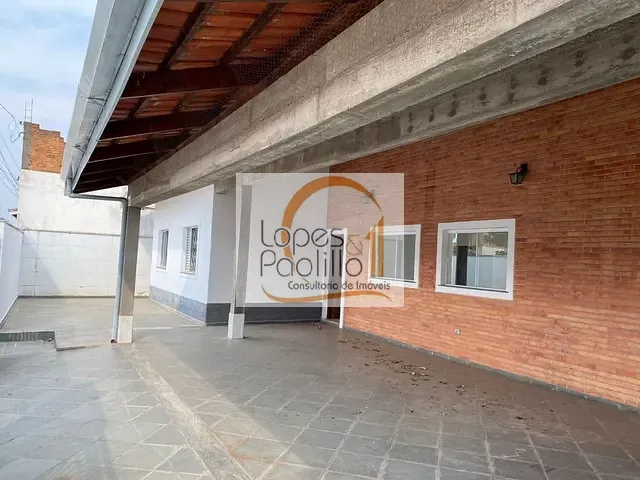 Casa com 500m² 4 quartos e 2 banheiros, à venda, no bairro Parque das Nações em Atibaia