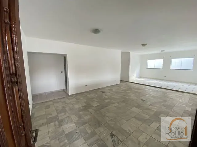 Casa com 500m² 4 quartos e 2 banheiros, à venda, no bairro Parque das Nações em Atibaia