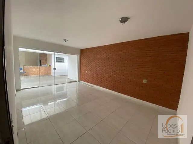 Casa com 500m² 4 quartos e 2 banheiros, à venda, no bairro Parque das Nações em Atibaia
