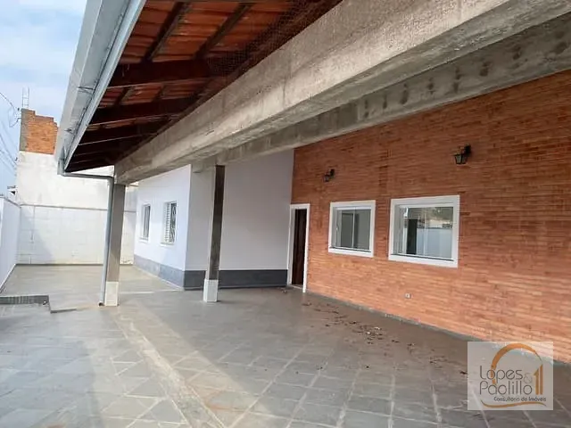 Casa com 500m² 4 quartos e 2 banheiros, à venda, no bairro Parque das Nações em Atibaia