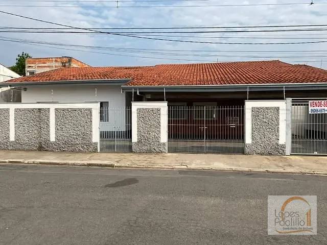 Casa com 500m² 4 quartos e 2 banheiros, à venda, no bairro Parque das Nações em Atibaia