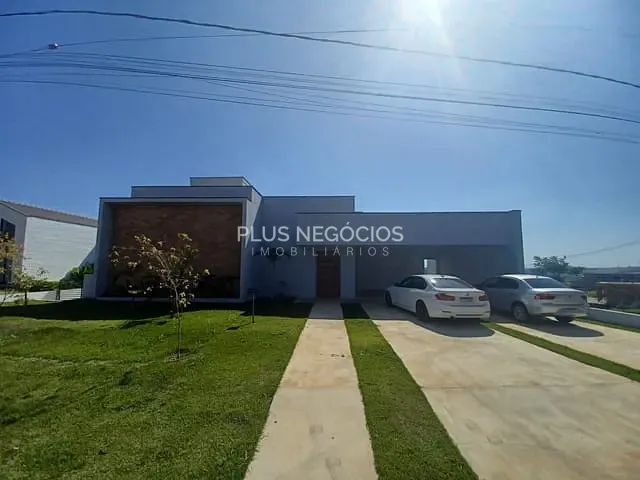 Casa com 950m² 3 quartos e 4 banheiros, à venda, no bairro Condomínio Village Ipanema em Araçoiaba da Serra