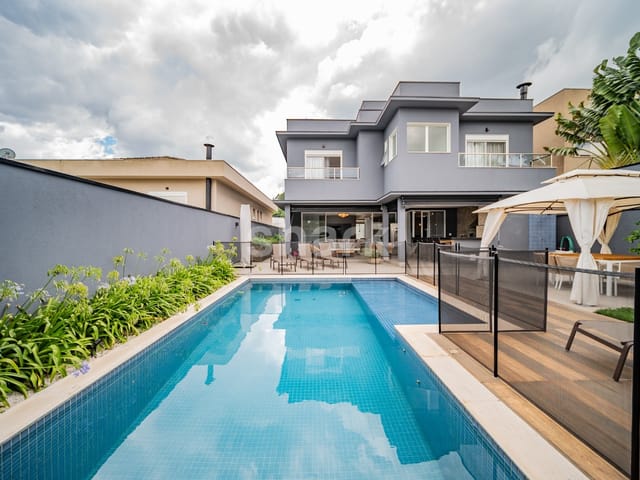 Casa com 598m² 5 quartos e 7 banheiros, à venda, no bairro Paiol Velho em Santana de Parnaíba