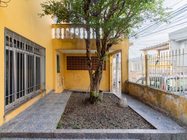 Casa com 200m² 4 quartos e 3 banheiros, à venda, no bairro Vila Prado em São Paulo