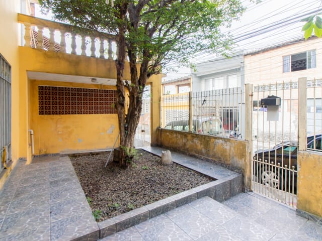 Casa com 200m² 4 quartos e 3 banheiros, à venda, no bairro Vila Prado em São Paulo