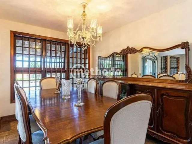 Casa com 1732m² 4 quartos e 6 banheiros, à venda, no bairro Parque Taquaral em Campinas