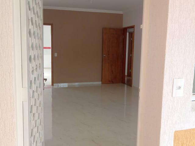Casa com 258m² 3 quartos e 2 banheiros, à venda, no bairro Parque São Cristóvão em Taubaté