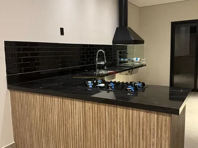 Casa com 150m² 3 quartos e 2 banheiros, à venda, no bairro Parque Barnabé em Indaiatuba
