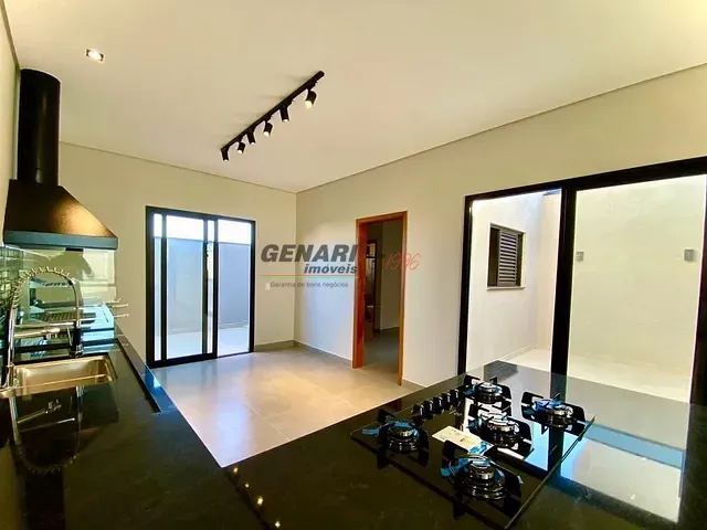 Casa com 150m² 3 quartos e 2 banheiros, à venda, no bairro Parque Barnabé em Indaiatuba