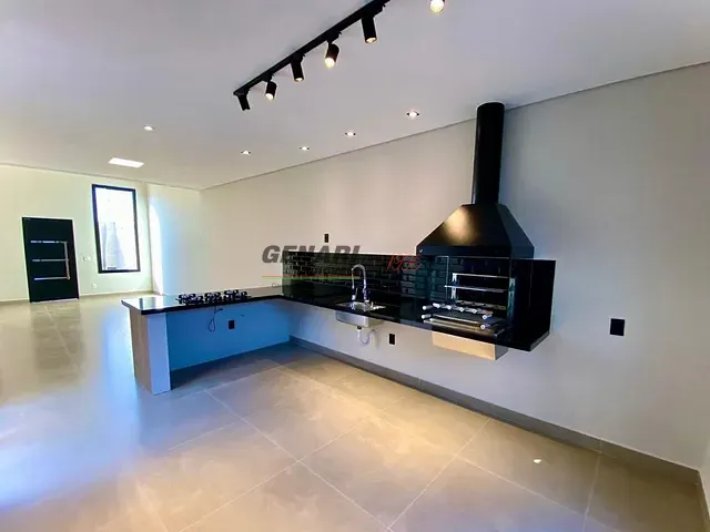 Casa com 150m² 3 quartos e 2 banheiros, à venda, no bairro Parque Barnabé em Indaiatuba