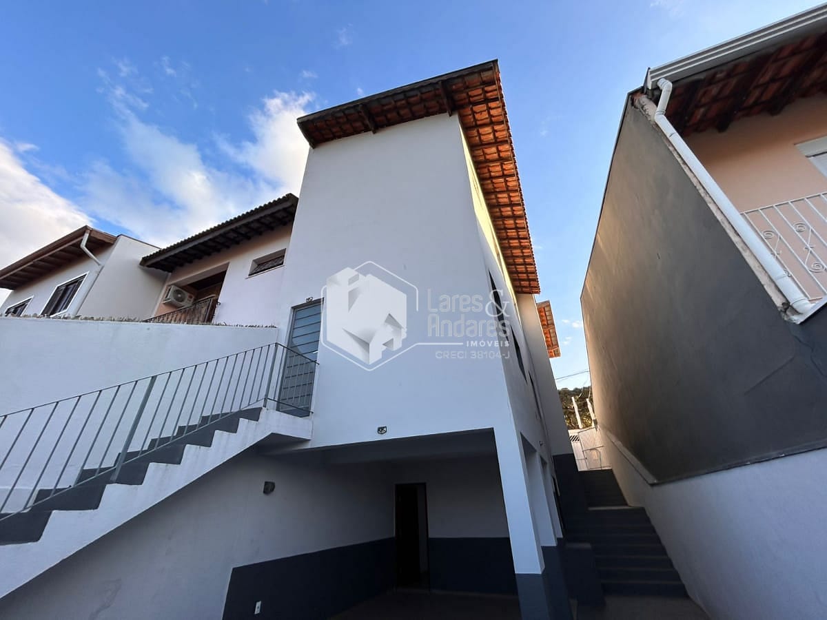 Casa à venda com 3 quartos, 196m² - Foto 10