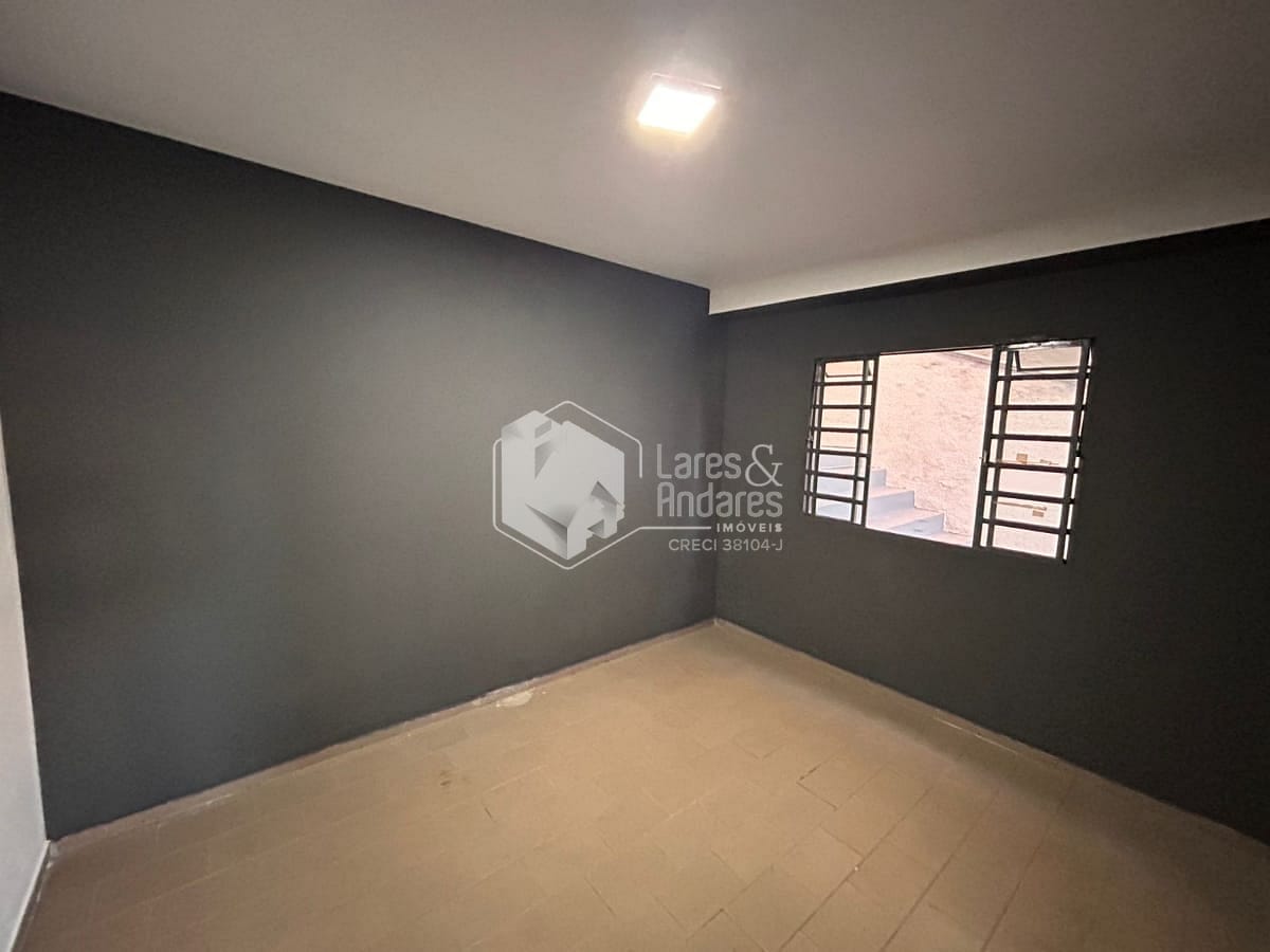 Casa à venda com 3 quartos, 196m² - Foto 11