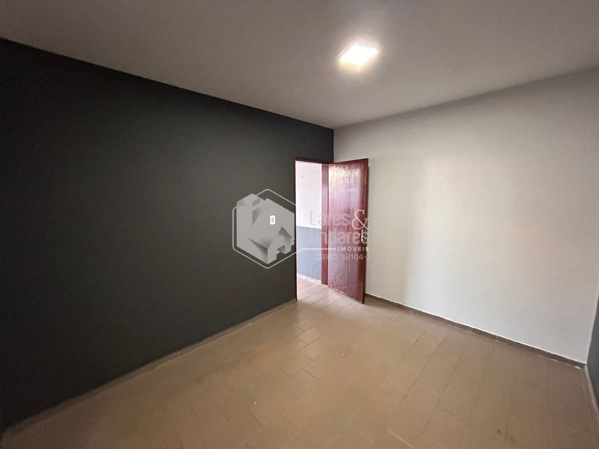 Casa à venda com 3 quartos, 196m² - Foto 9