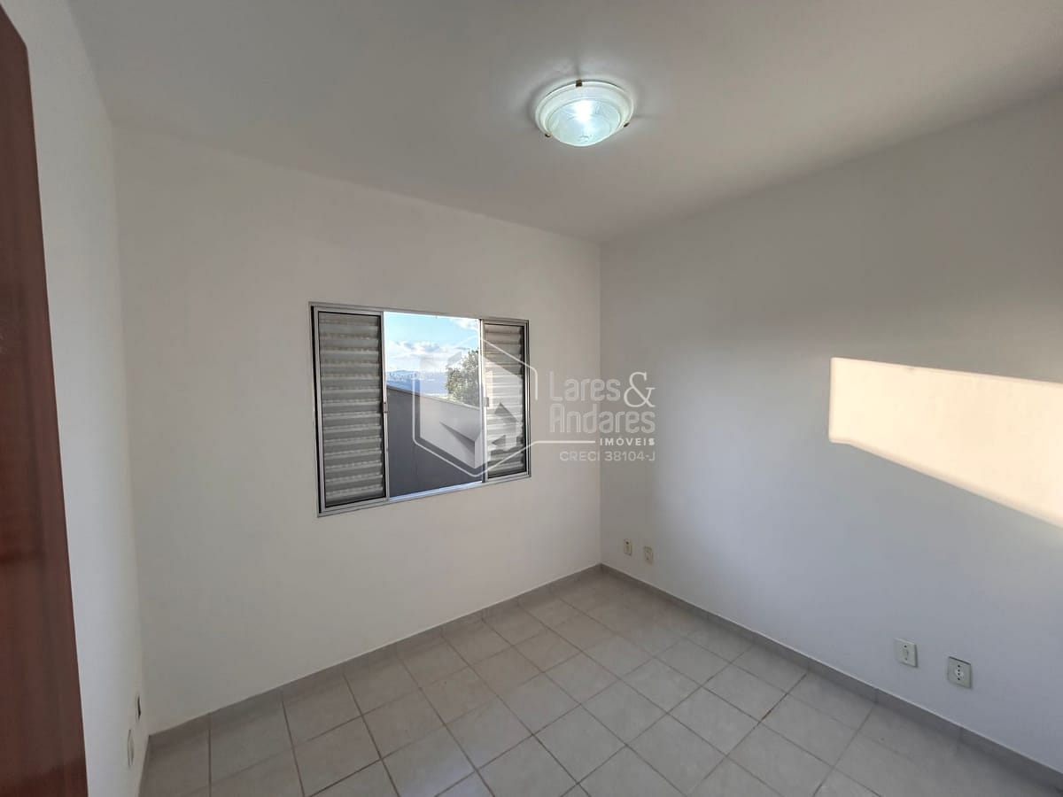 Casa à venda com 3 quartos, 196m² - Foto 27