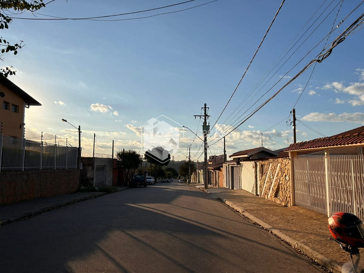 Casa à venda com 3 quartos, 196m² - Foto 32