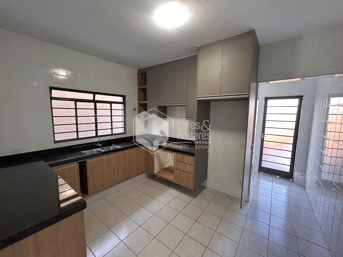 Casa à venda com 3 quartos, 196m² - Foto 21