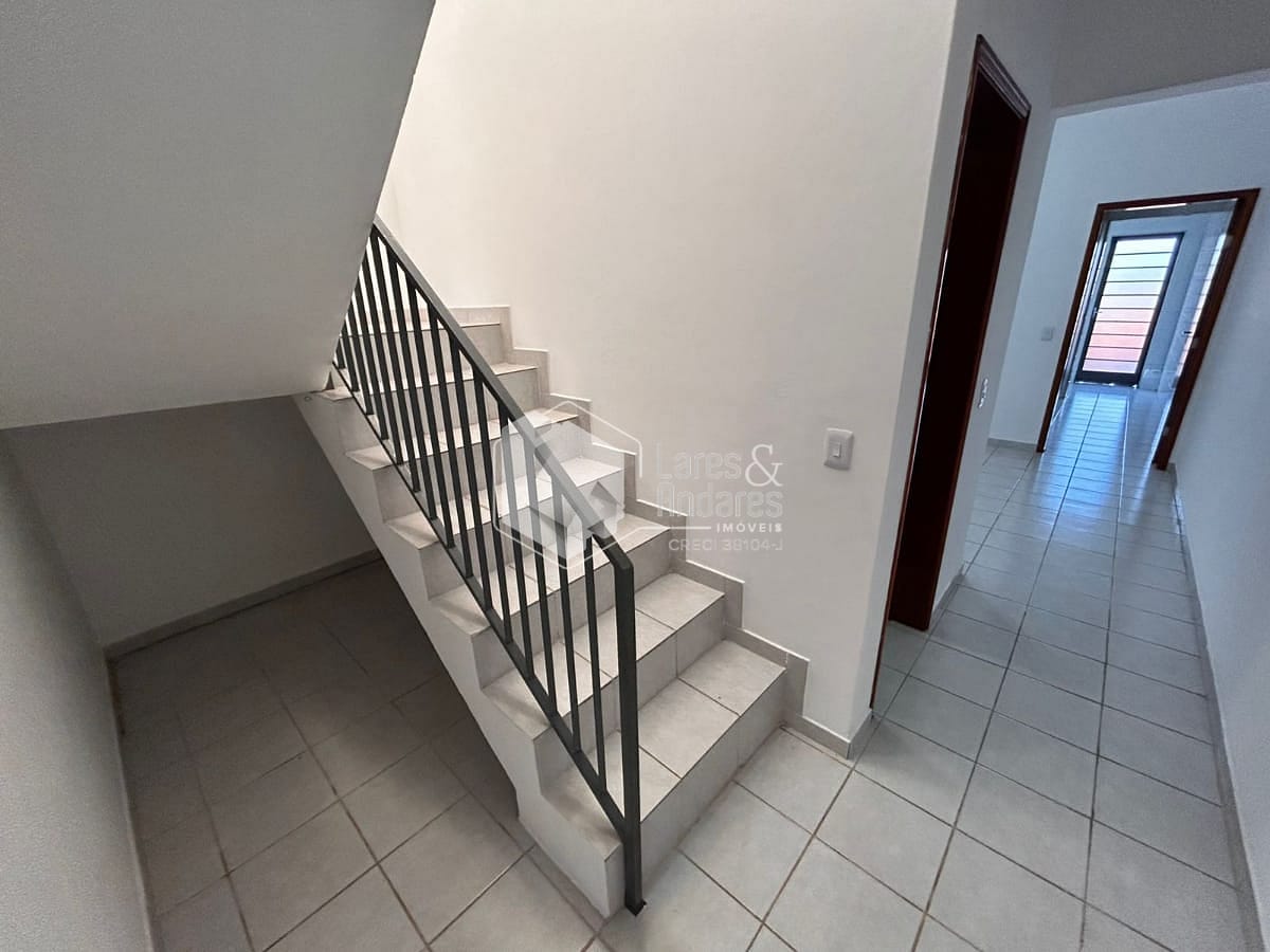 Casa à venda com 3 quartos, 196m² - Foto 15