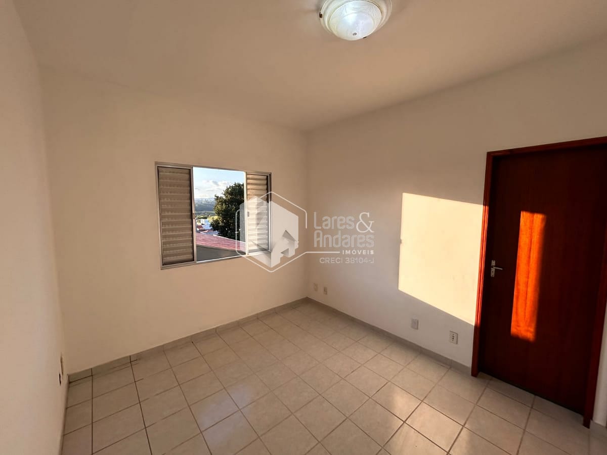 Casa à venda com 3 quartos, 196m² - Foto 29