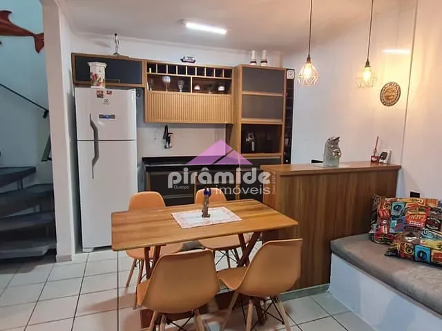Casa com 70m² 2 quartos e 2 banheiros, à venda, no bairro Jardim Casa Branca em Caraguatatuba