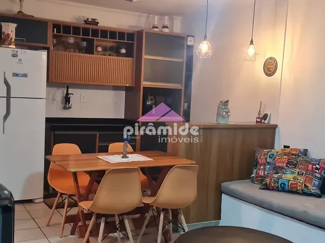 Casa com 70m² 2 quartos e 2 banheiros, à venda, no bairro Jardim Casa Branca em Caraguatatuba