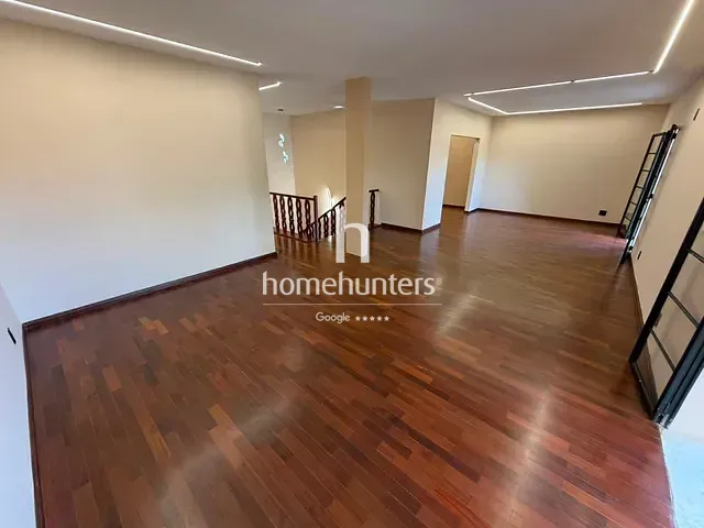 Casa 5 quartos e 4 banheiros, à venda, no bairro Jardim das Paineiras em Campinas