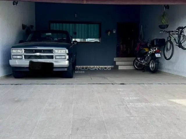 Casa com 300m² 3 quartos e 2 banheiros, à venda, no bairro Vila Rica em Sorocaba