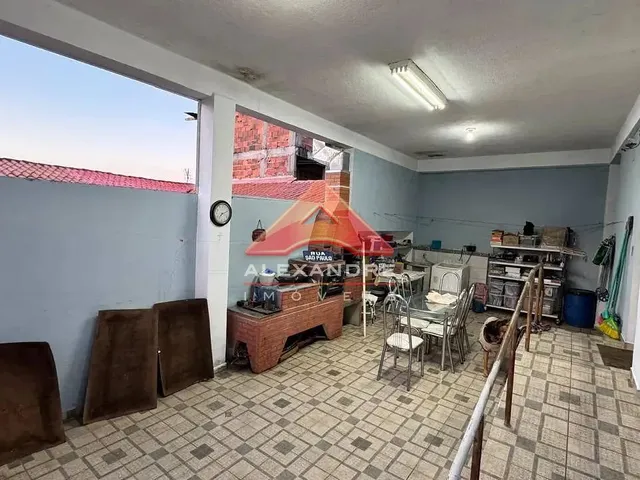 Casa com 10m² 3 quartos e 2 banheiros, à venda, no bairro Vila Maria em São José Dos Campos