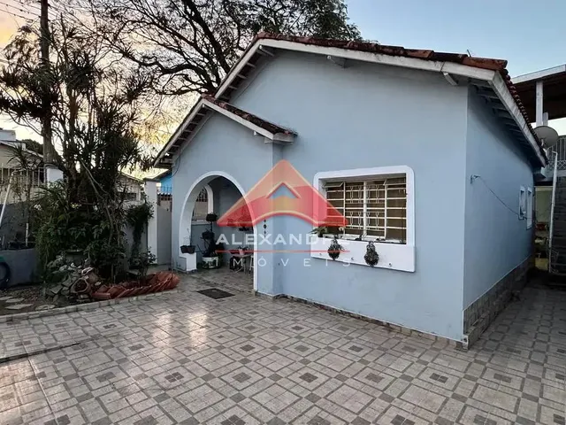 Casa com 10m² 3 quartos e 2 banheiros, à venda, no bairro Vila Maria em São José Dos Campos