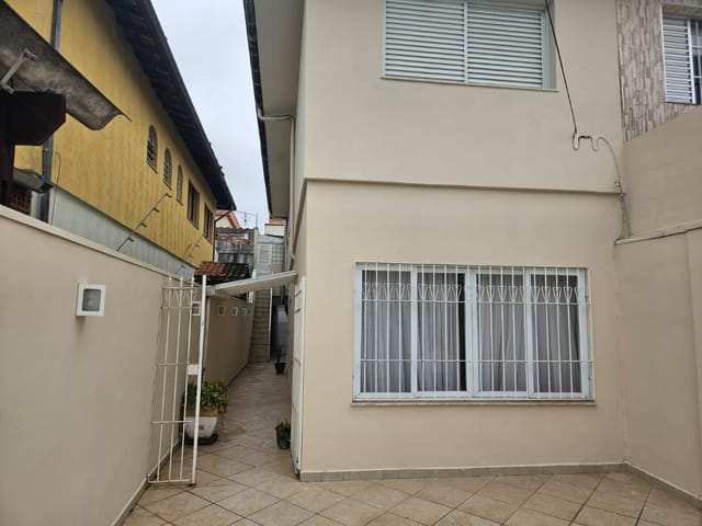 Casa com 195m² 3 quartos e 4 banheiros, à venda, no bairro Jardim Santa Cruz (Campo Grande) em São Paulo