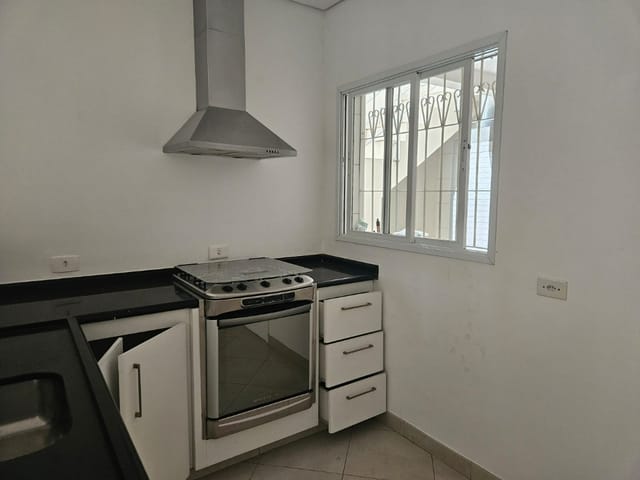 Casa com 195m² 3 quartos e 4 banheiros, à venda, no bairro Jardim Santa Cruz (Campo Grande) em São Paulo