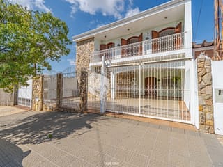 Foto do Sobrado-Sobrado para venda em Jardim Nova Europa com 4 quartos, sendo 1 suíte, 248m²