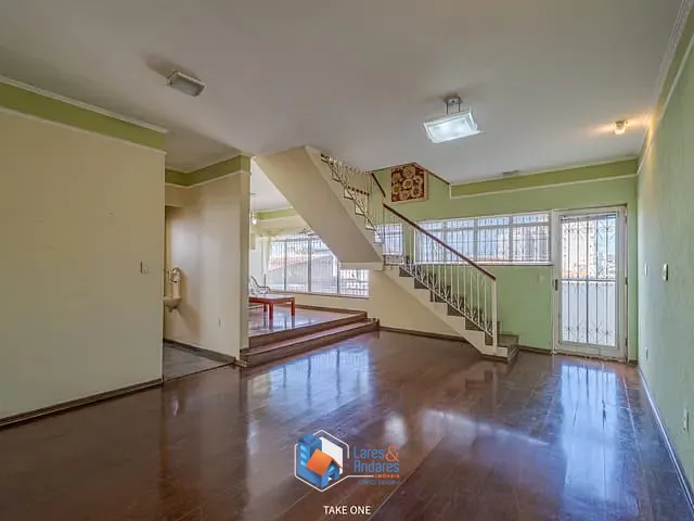 Sobrado com 250m² 4 quartos e 4 banheiros, à venda, no bairro Jardim Nova Europa em Campinas