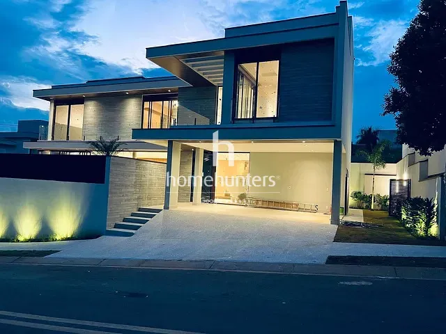 Casa 4 quartos e 5 banheiros, à venda, no bairro Swiss Park em Campinas