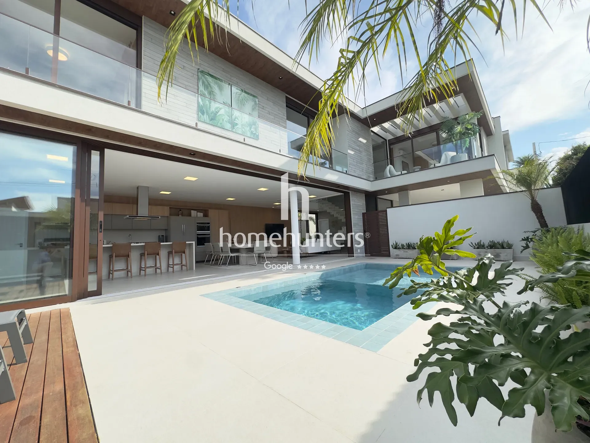 Casa, 4 quartos, 297 m² - Foto 1