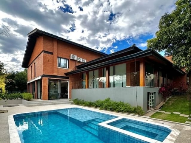Casa com 873m², à venda, no bairro Alphaville em Santana de Parnaíba
