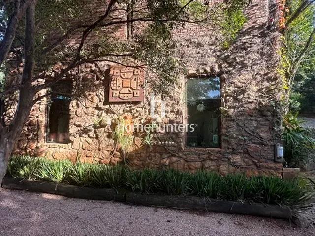 Casa com 2058m² 3 quartos e 5 banheiros, à venda, no bairro Parque Jatibaia (Sousas) em Campinas