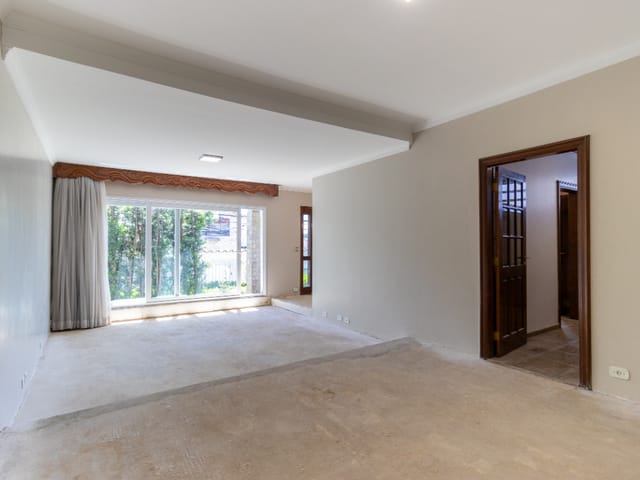 Casa com 346m² 4 quartos e 4 banheiros, à venda, no bairro Jardim Prudência em São Paulo